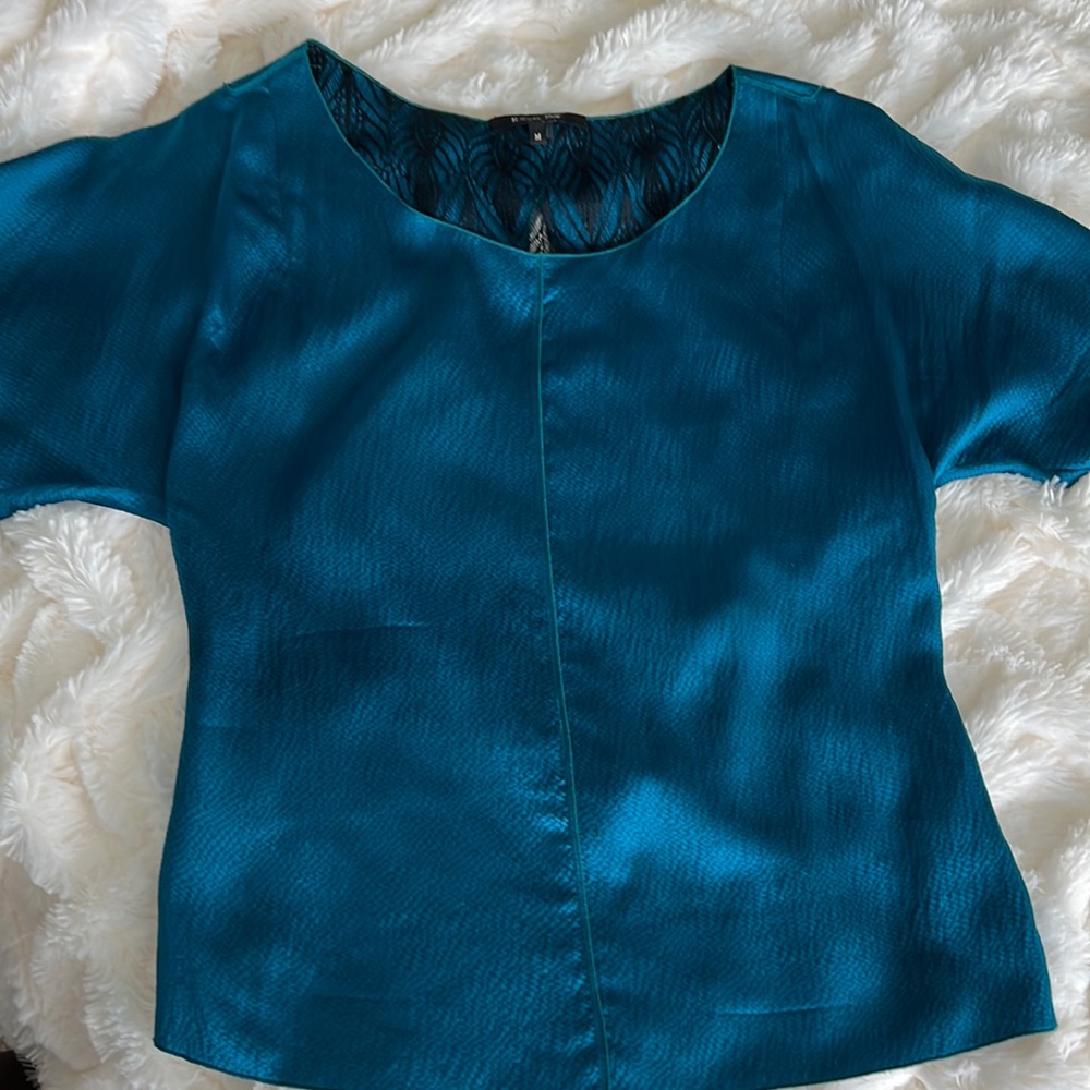 Rachael Roy top 100% silk with lace inset and size zipper. Size M